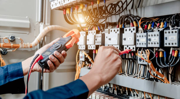 Best Best Electricians Near Me  in Mccom, OH