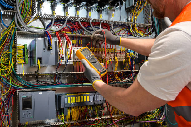 Best Circuit Breaker Repair  in Mccom, OH